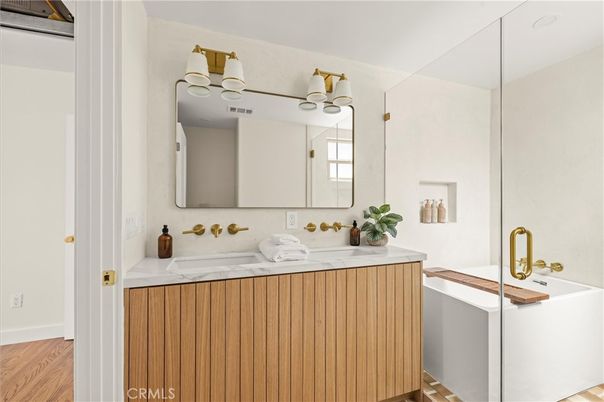 Bathroom, Dual Sink Vanities, Interior, Wood Texture Flooring