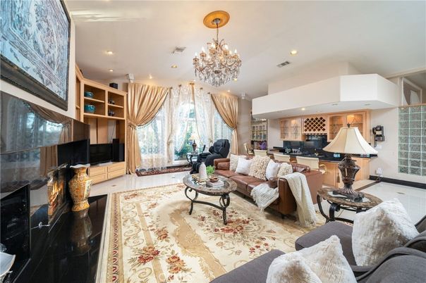 Chandelier, Interior, Kitchen, Living room, Recessed Lighting, Wood Texture Flooring