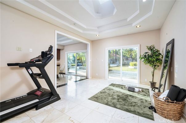 Fitness Equipment, Interior, Recessed Lighting