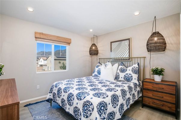 Bedroom, Interior, Pendant Lights, Recessed Lighting, Wood Texture Flooring