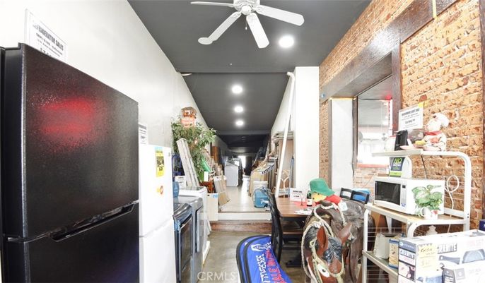 Interior, Recessed Lighting, Stone Walls, Washer