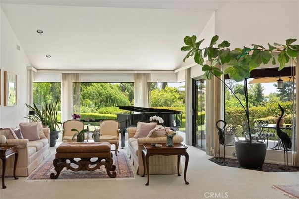 Interior, Living room, Piano, Recessed Lighting
