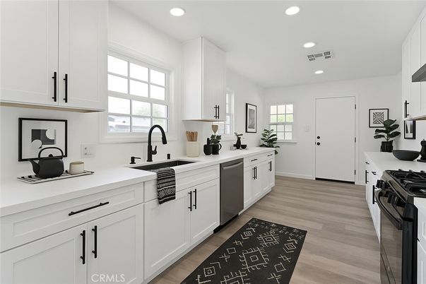 Interior, Kitchen, Recessed Lighting, Wood Texture Flooring