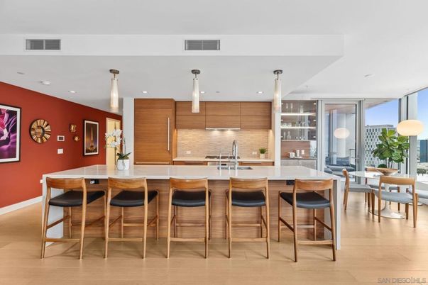 Dining room, Interior, Kitchen, Pendant Lights, Recessed Lighting, Stainless Steel Appliances