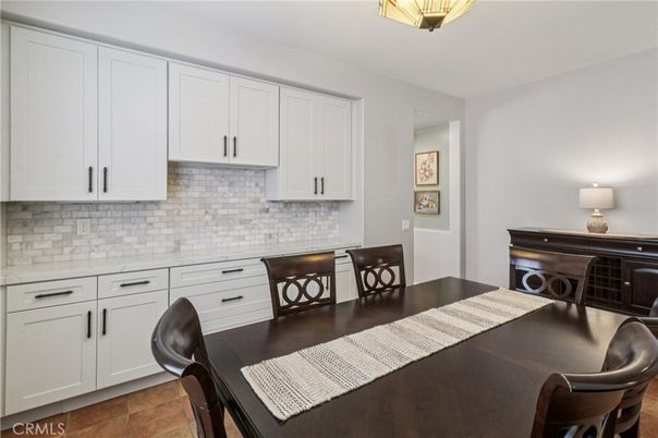 Dining room, Interior