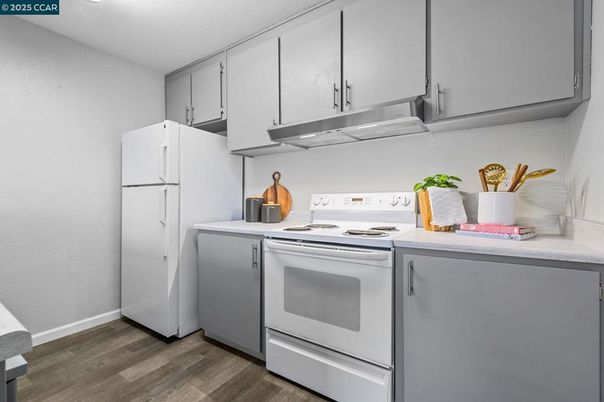 Interior, Kitchen, Wood Texture Flooring