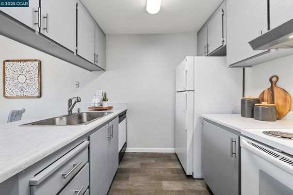 Interior, Kitchen, Wood Texture Flooring