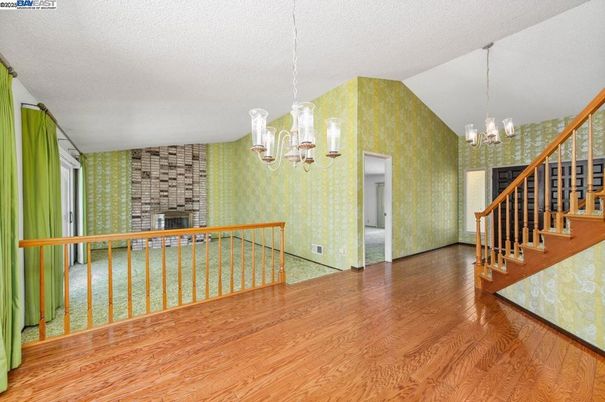 Chandelier, Empty room, Interior, Pendant Lights, Wood Texture Flooring