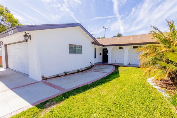 Backyard, Detached Garage, Exterior