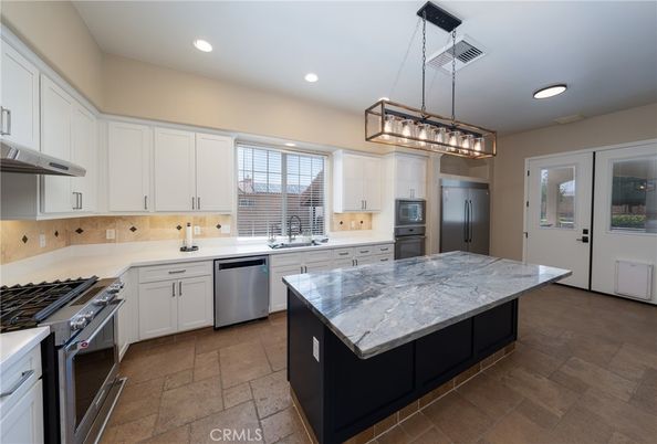 Interior, Kitchen, Pendant Lights, Recessed Lighting, Stainless Steel Appliances