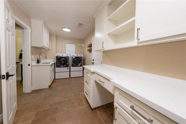 Interior, Recessed Lighting, Washer