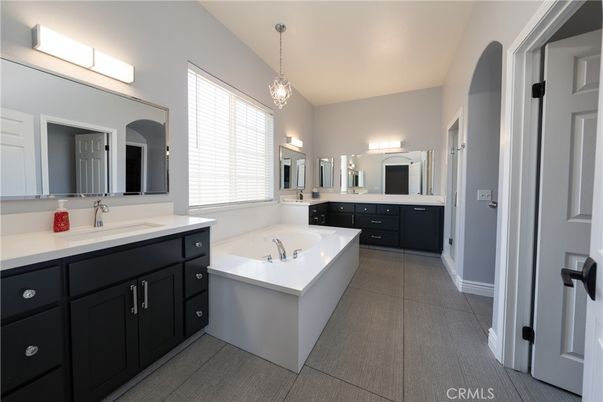 Bathroom, Dual Sink Vanities, Interior, Pendant Lights