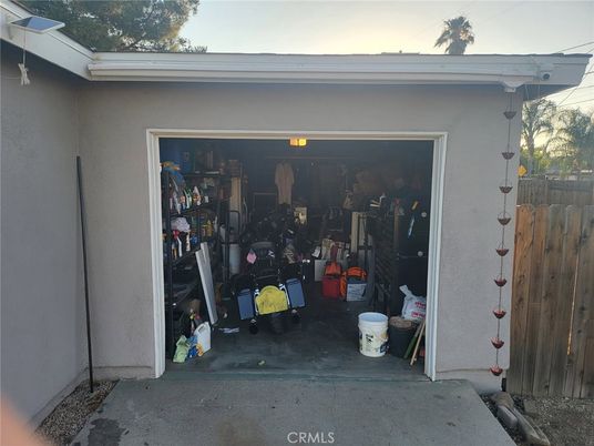 Detached Garage, Exterior