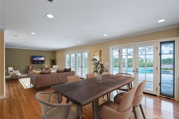 Dining room, Interior, Living room, Recessed Lighting, Wood Texture Flooring