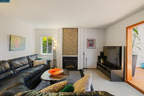 Fireplace, Interior, Living room