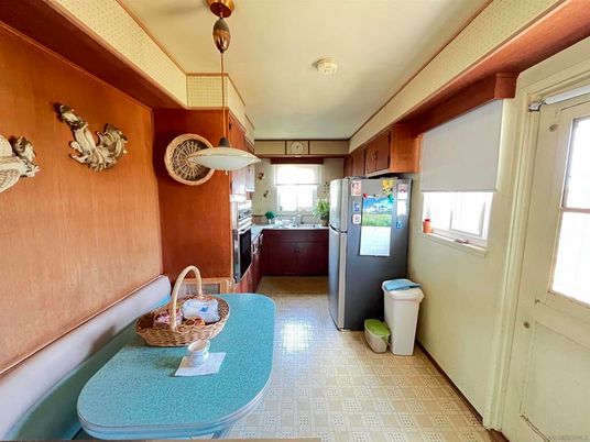 Interior, Kitchen, Pendant Lights