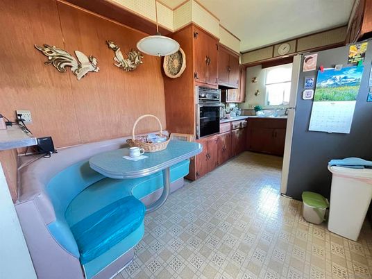 Interior, Kitchen, Pendant Lights, Stainless Steel Appliances
