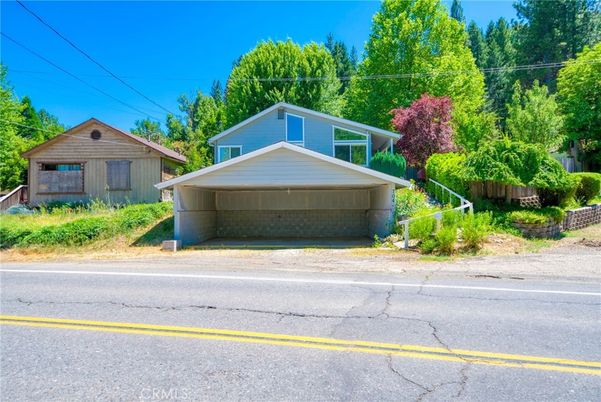 Detached Garage, Exterior