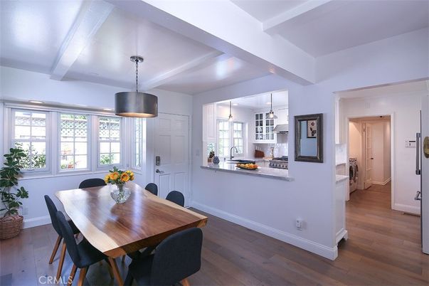 Dining room, Interior, Kitchen, Pendant Lights, Wood Texture Flooring