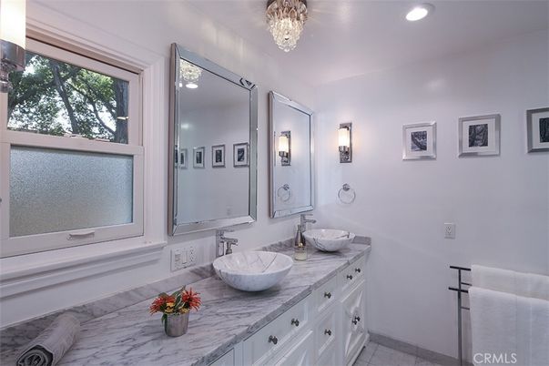 Bathroom, Chandelier, Dual Sink Vanities, Interior, Recessed Lighting