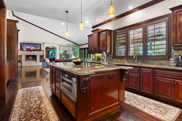 Fireplace, Interior, Kitchen, Pendant Lights, Recessed Lighting, Wood Texture Flooring