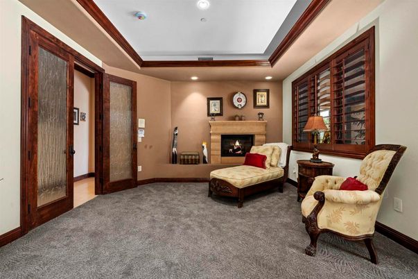 Fireplace, Interior, Living room, Recessed Lighting