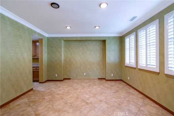 Empty room, Interior, Recessed Lighting