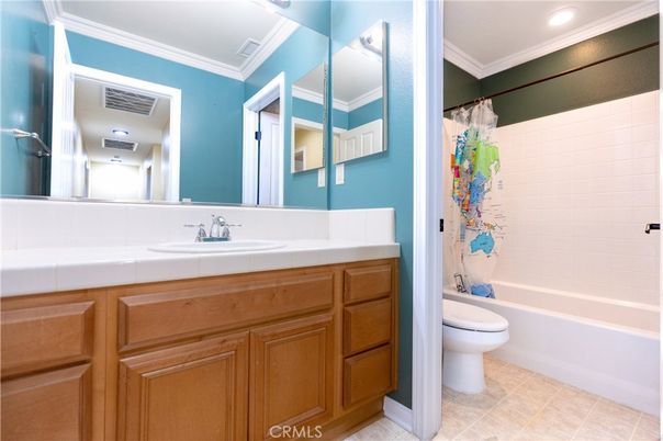 Bathroom, Interior, Recessed Lighting, Tile Countertops