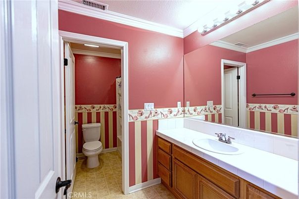 Bathroom, Interior, Tile Countertops
