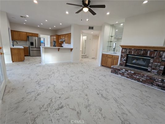 Fireplace, Interior, Kitchen, Marble, Recessed Lighting
