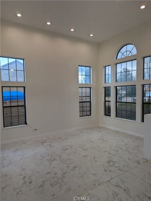Empty room, Interior, Marble, Recessed Lighting
