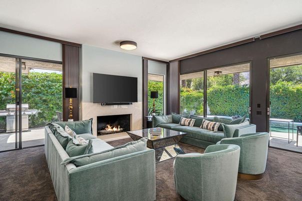 Fireplace, Interior, Living room