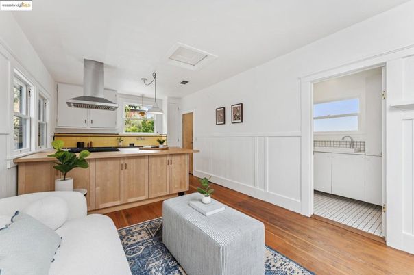 Interior, Kitchen, Pendant Lights, Wood Texture Flooring