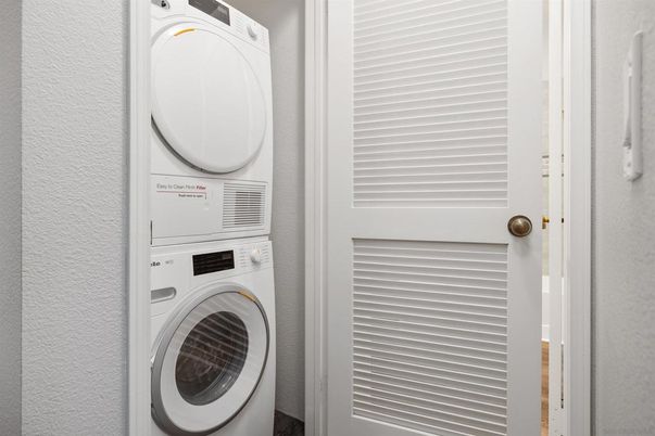 Interior, Utility Closets, Washer