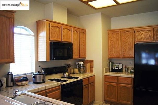 Interior, Kitchen, Tile Countertops