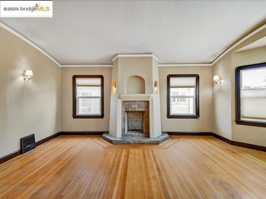 Empty room, Fireplace, Interior, Wood Texture Flooring