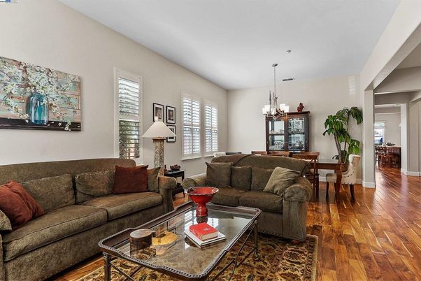 Dining room, Interior, Living room, Pendant Lights, Wood Texture Flooring