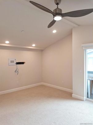 Empty room, Interior, Recessed Lighting, Water