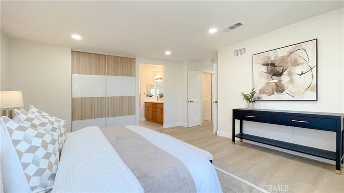 Bedroom, Interior, Recessed Lighting, Wood Texture Flooring