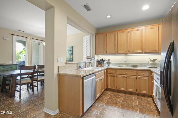 Dining room, Interior, Kitchen, Recessed Lighting