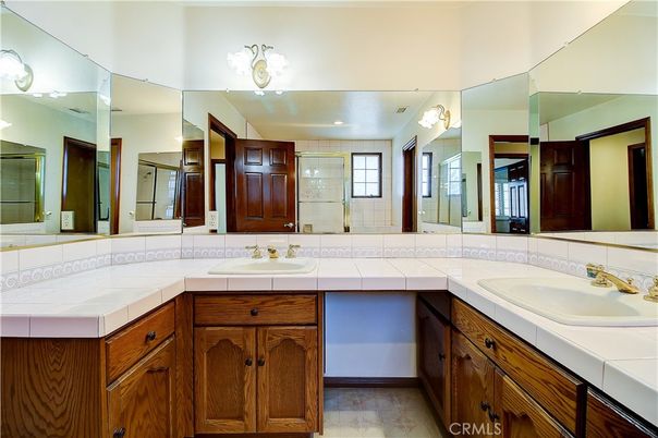 Bathroom, Dual Sink Vanities, Interior, Tile Countertops