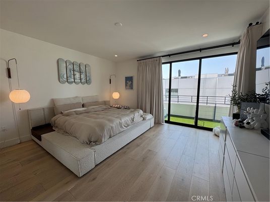 Bedroom, Interior, Pendant Lights, Recessed Lighting, Wood Texture Flooring