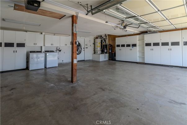 Garage, Interior, Washer