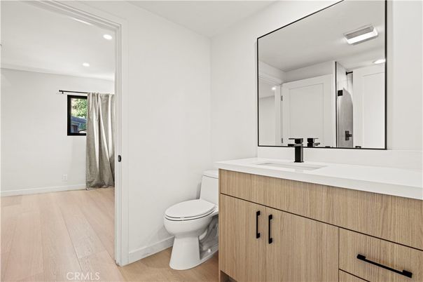 Bathroom, Interior, Recessed Lighting, Wood Texture Flooring