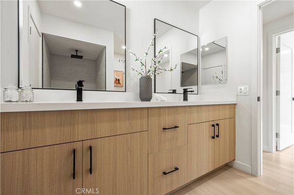 Bathroom, Dual Sink Vanities, Interior, Recessed Lighting, Wood Texture Flooring