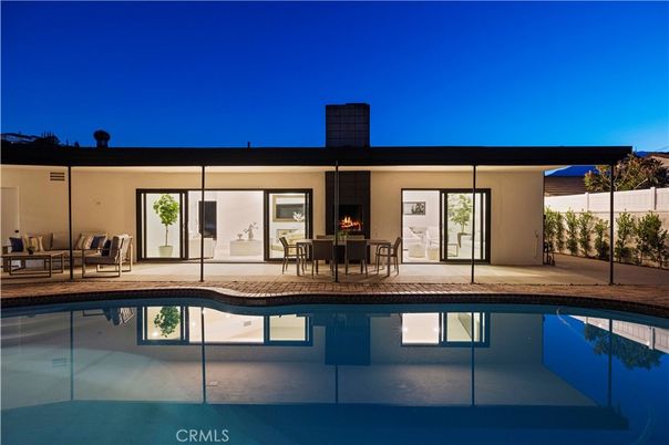 Exterior, Fireplace, Pool