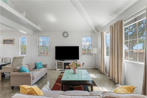 Fireplace, Interior, Living room