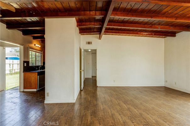 Empty room, Interior, Wooden Beams, Wooden Ceilings, Wood Texture Flooring
