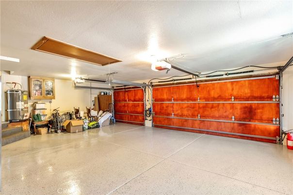 Garage, Interior