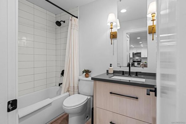 Bathroom, Interior, Recessed Lighting, Wood Texture Flooring